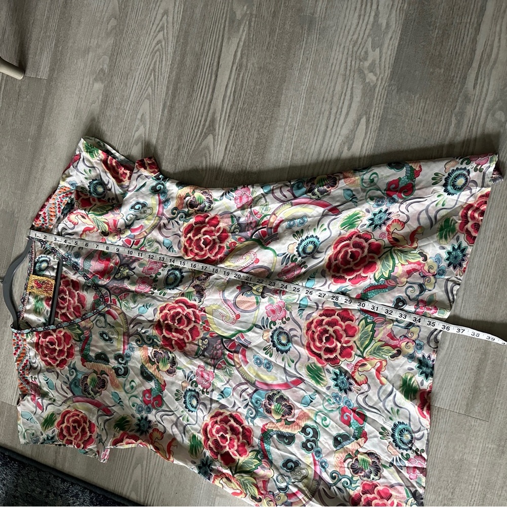 Johnny Was Floral White Kaftan with Red, Pink & Green Accents - Picture 9 of 9